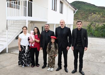 İlham Əliyev Xocalı rayonunun Seyidbəyli kəndində olub