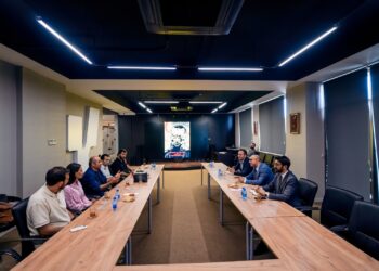 Kino Agentliyində “Boşluğa xütbə” filminin yaradıcı heyəti ilə görüş keçirilib