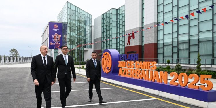 İlham Əliyev Yevlax Olimpiya İdman Kompleksinin açılışında iştirak edib