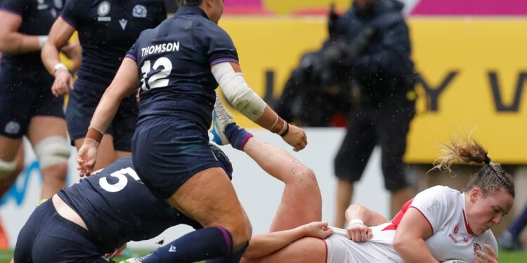 İngiltərə yarımfinala yüksəldi