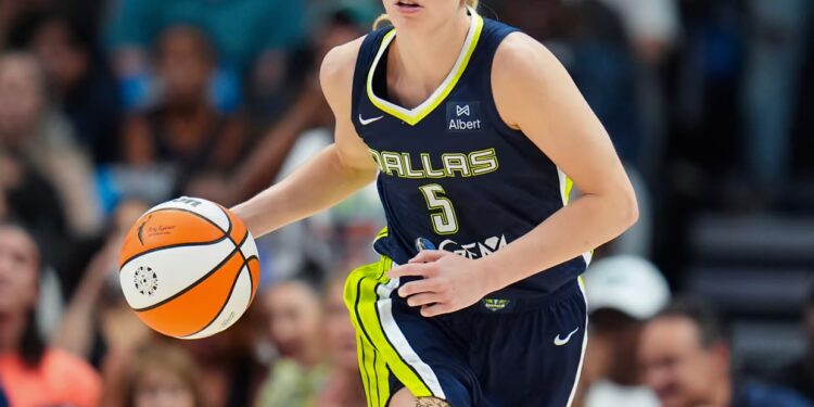 Peydj Byukkers “WNBA”da “İlin yeni oyunçusu” seçildi