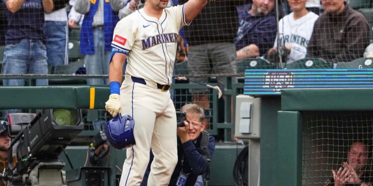 Kal Roli Mikki Mentlin rekordunu bərabərlədi