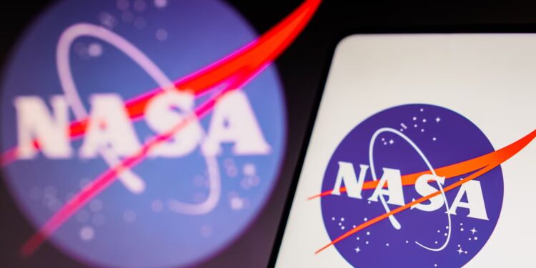 “NASA” Çin vətəndaşlarını proqramlarından uzaqlaşdırmağa başlayıb