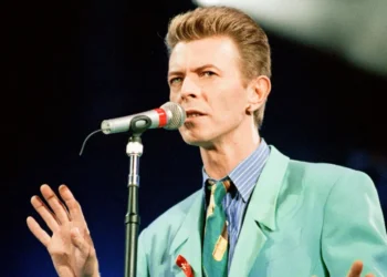 Devid Bovinin gizli son layihəsi iş otağında aşkarlanıb