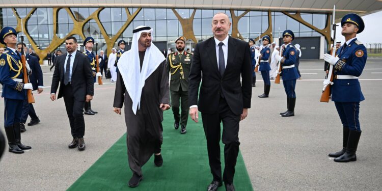 Birləşmiş Ərəb Əmirliklərinin Prezidentinin Azərbaycana rəsmi səfəri başa çatıb