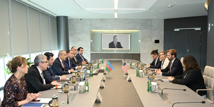 ABŞ Dövlət Departamentinin baş rəsmisi ilə müzakirələr aparılıb