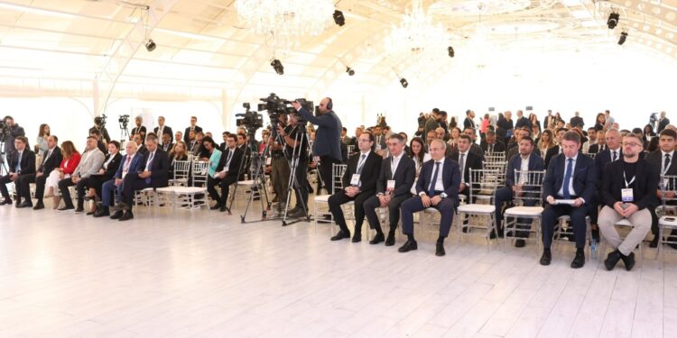 “Ali təhsil vasitəsilə kənd təsərrüfatı və qida sənayesinin potensialının artırılması” mövzusunda panel sessiya keçirilib