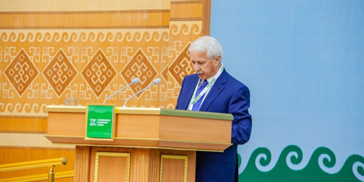 İqtisadiyyat nazirinin müavini Türkmənistan İnvestisiya Forumunda iştirak edib