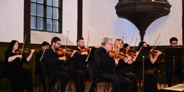Azərbaycan Dövlət Kamera Orkestrinin Üzeyir Hacıbəyli soraqlı konserti