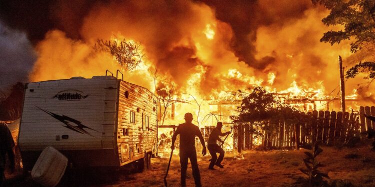 Şimal Kaliforniyada meşə yanğınlar