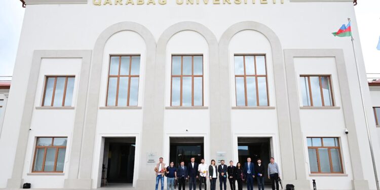 Dövlət Suverenliyi Günü münasibətilə Xankəndi şəhərinə mediatur təşkil olunub