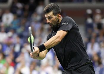 Cokoviç , Fritz üzərində yenilməzliyini qorudu