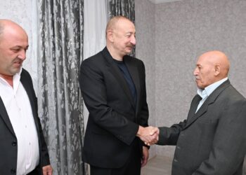 İlham Əliyev Xocavənd rayonunun Qırmızı Bazar qəsəbəsində olub