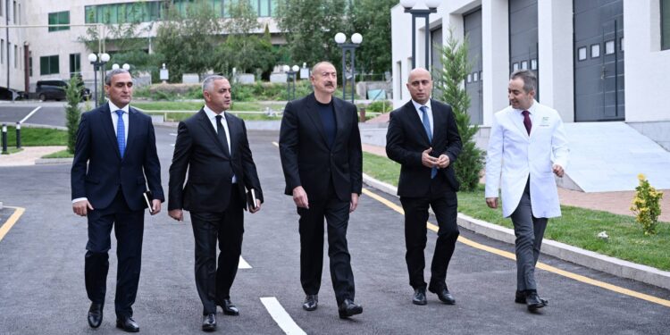 İlham Əliyev Qarabağ Universitetinin Tibb və sağlamlıq elmləri fakültəsinin tədris korpusunun açılışında iştirak edib