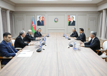 Baş nazir Əli Əsədov Laosun Baş prokuroru ilə görüşüb