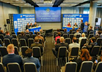 Gənclər arasında Avropa çempionatının püşkatma mərasimi keçirilib