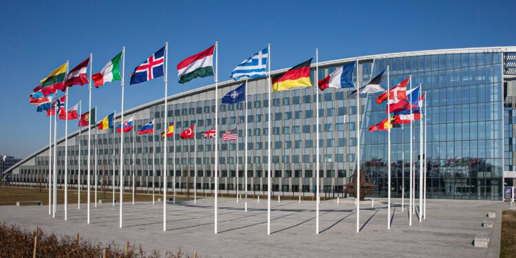 NATO PA-nın sessiyasında