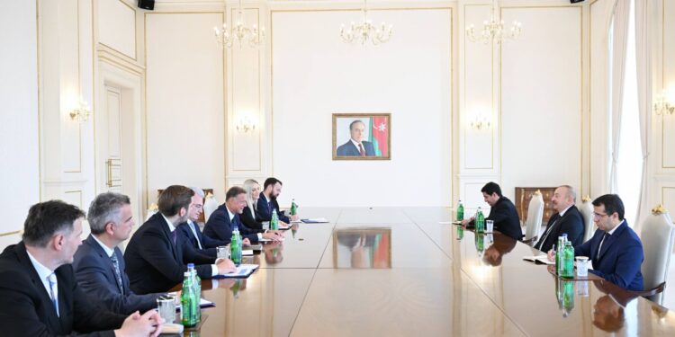 İlham Əliyev Xorvatiya parlamentinin nümayəndə heyətini qəbul edib