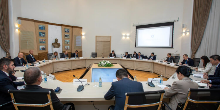 Azərbaycanla Çin arasında “Yaşıl Enerjinin İnkişafı üzrə Birgə Tədqiqat Mərkəzi”nin yaradılması müzakirə edilib