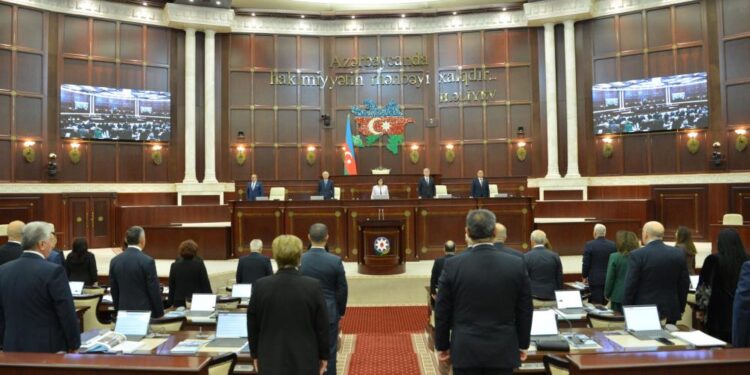 Milli Məclisin payız sessiyasında ilk plenar iclası keçirilib