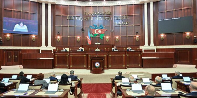 Milli Məclisin plenar iclası keçirildi