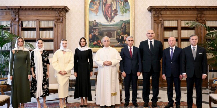 Birinci vitse-prezident Mehriban Əliyeva Roma Papası XIV Leo ilə görüşüb