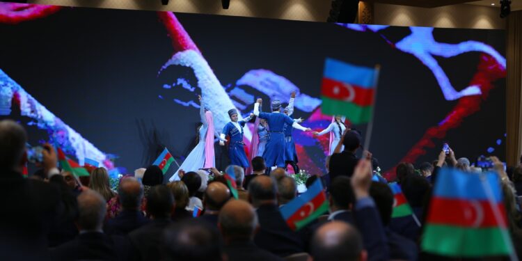 Xankəndidə Azərbaycan Qeyri-Hökumət Təşkilatlarının Əməkdaşlıq Forumu bədii hissə ilə başa çatıb