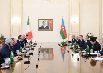 İlham Əliyevin İtaliya Prezidenti Sercio Mattarella ilə geniş tərkibdə görüşü olub