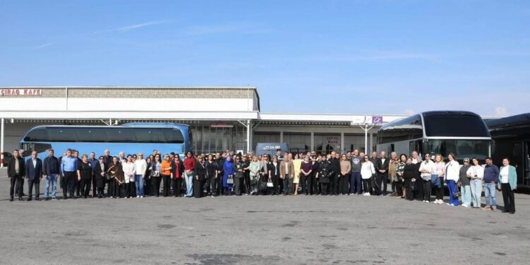 Azərbaycan QHT Əməkdaşlıq Forumunda iştirak edəcək heyət Xankəndiyə yola düşüb