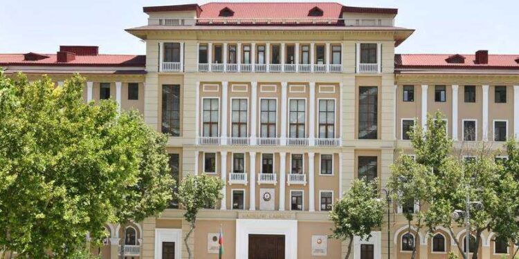 İdxal gömrük rüsumları üzrə tarif dərəcələrinə dəyişiklik edilib