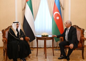 Baş nazir Əli Əsədov BƏƏ-nin Federal Milli Şurasının sədri ilə görüşüb