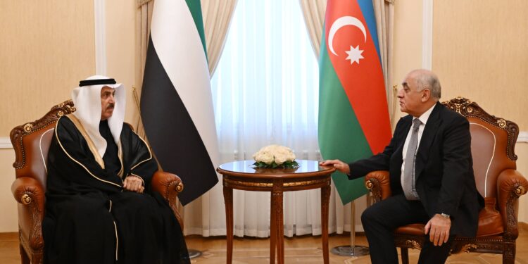 Baş nazir Əli Əsədov BƏƏ-nin Federal Milli Şurasının sədri ilə görüşüb