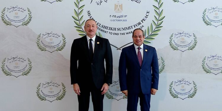 İlham Əliyev Yaxın Şərq Sülh Sammitində iştirak edir