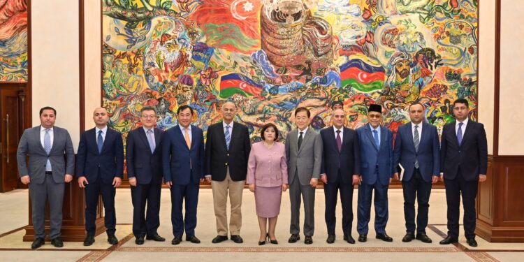 Spiker Sahibə Qafarova ICAPP-ın nümayəndə heyəti ilə görüşüb