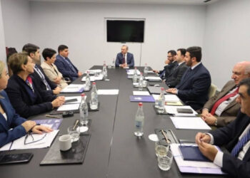 Azərbaycan nümayəndə heyəti İrəvanda Qriqoryanla görüşüb