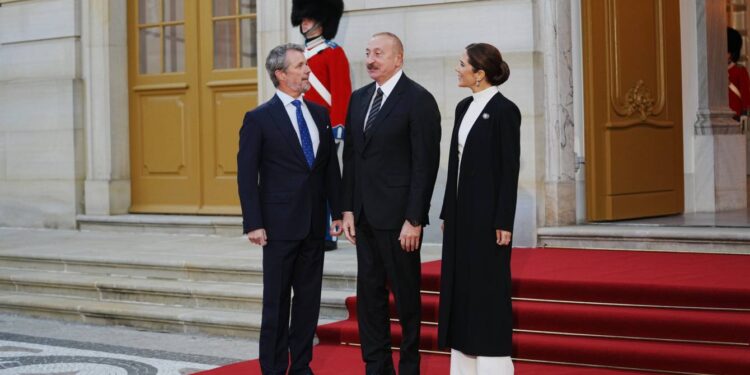 İlham Əliyev Kopenhagendə ziyafətdə iştirak edib