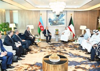 İqtisadiyyat naziri Küveytə işgüzar səfər edib