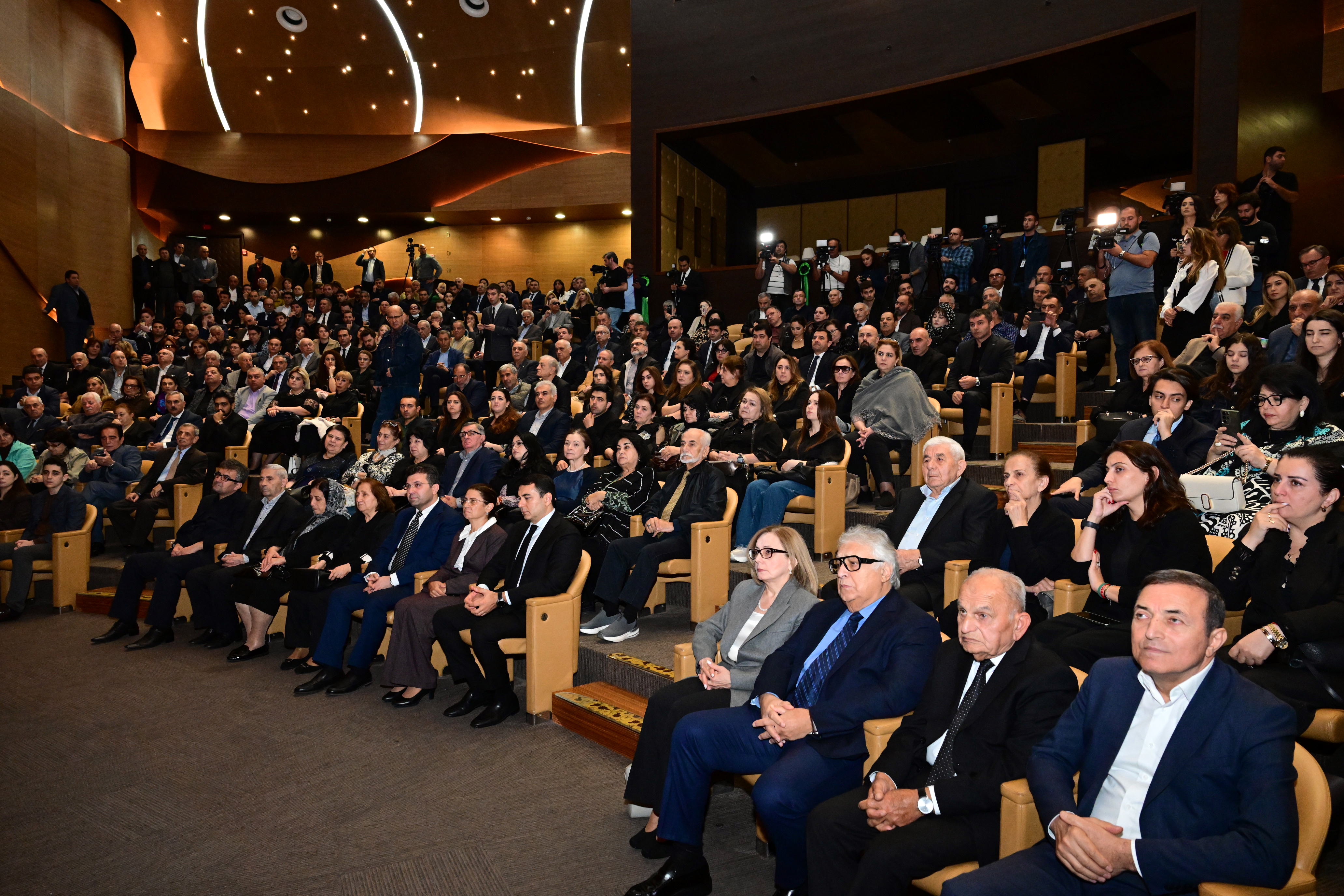 Beynəlxalq Muğam Mərkəzində Xalq artisti Ramiz Quliyevlə vida mərasimi keçirilib