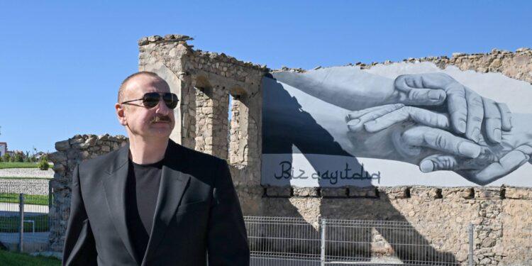 İlham Əliyev Cəbrayıl rayonunun Horovlu kəndinin birinci mərhələsinin açılışında iştirak edib