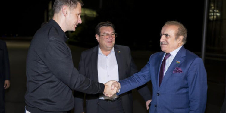 Rumıniya Parlamenti Senatının sədri Azərbaycana səfərə gəlib