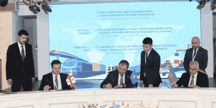 Azərbaycan Qazaxıstanda “Yeni İpək Yolu” forumunda təmsil olunub