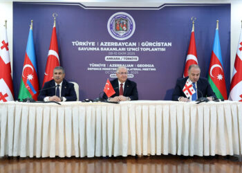 Azərbaycan, Gürcüstan və Türkiyə müdafiə nazirlərinin üçtərəfli görüşü keçirilib