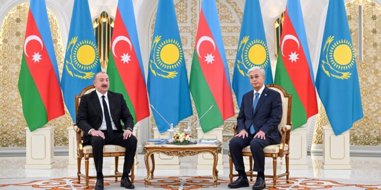 İlham Əliyevin Qazaxıstan Prezidenti Kasım-Jomart Tokayev ilə təkbətək görüşü olub