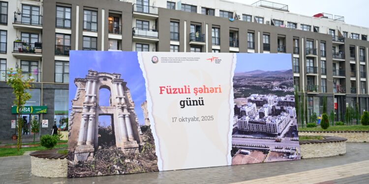 Füzuli Şəhəri Günü geniş konsert proqramı və atəşfəşanlıqla başa çatıb