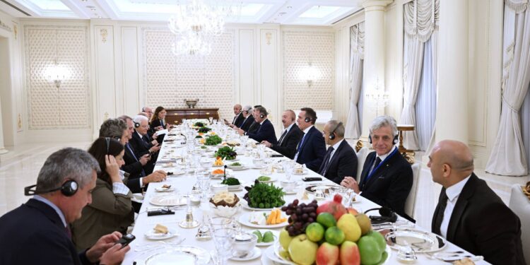 İtaliya Prezidenti Sercio Mattarellanın şərəfinə rəsmi ziyafət verilib