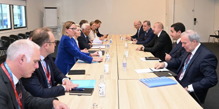 Kopenhagendə Prezident İlham Əliyevin Avropa İttifaqı Şurasının Prezidenti və Avropa Komissiyasının Prezidenti ilə görüşü olub