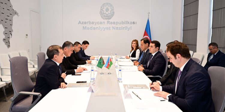 Mədəniyyət Nazirliyində Türkmənistan nümayəndə heyəti ilə görüş keçirilib