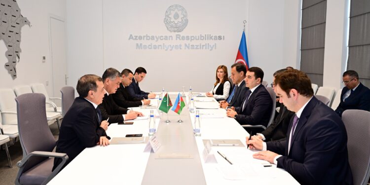 Mədəniyyət Nazirliyində Türkmənistan nümayəndə heyəti ilə görüş keçirilib