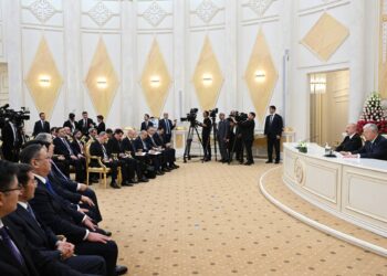 Azərbaycan və Qazaxıstan prezidentləri mətbuata bəyanatlarla çıxış ediblər