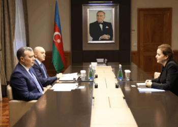 Maliyyə naziri Əlcəzairin ölkəmizdəki səfiri ilə görüşüb